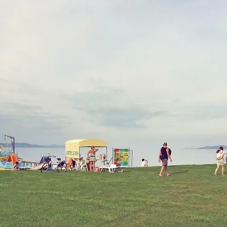 度假居 Holiday Balatonmariafurdo 01